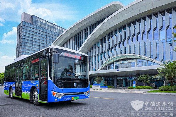 遠(yuǎn)程新能源 吉利星際客車純電動(dòng) 城市客車 杭州公交