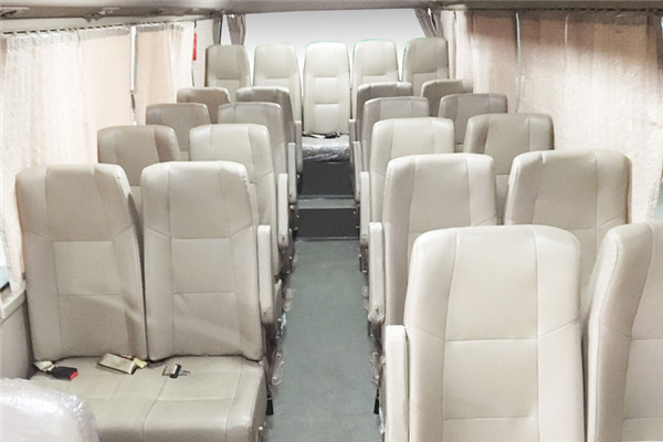 晶馬JMV6820BEV客車（純電動(dòng)24-38座）