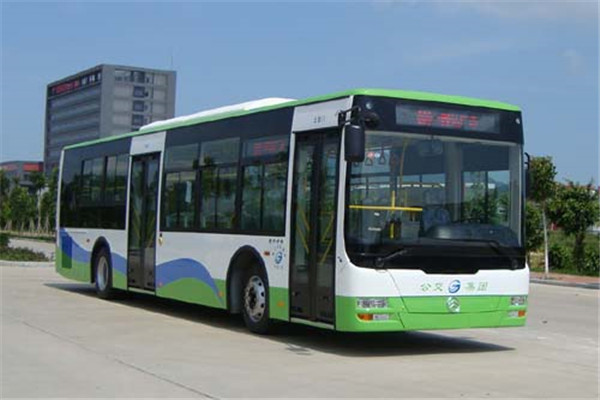 金旅XML6125JHEVG5C1公交車（柴油/電混動國五10-40座）