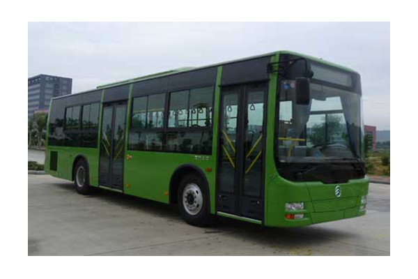 金旅XML6105JHEVG5C2公交車（柴油/電混動國五20-36座）