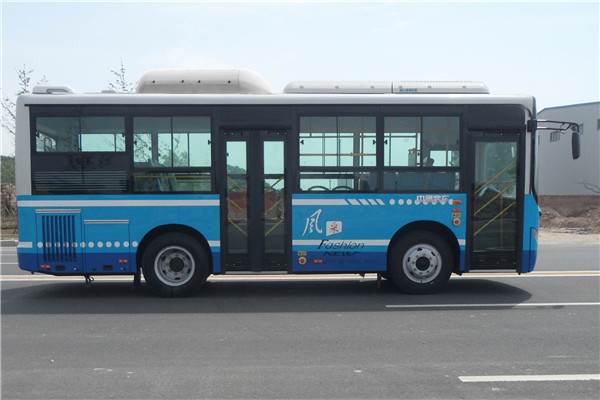 中通LCK6820PHENV公交車（天然氣/電混動(dòng)國(guó)五10-30座）