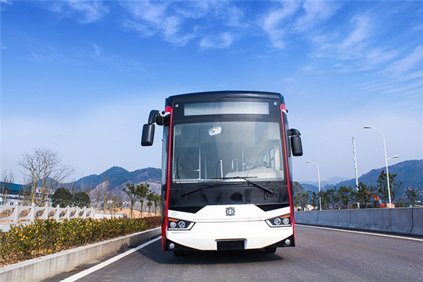 浙江中車CSR6850GPHEV1公交車（柴油/電混動國五10-30座）